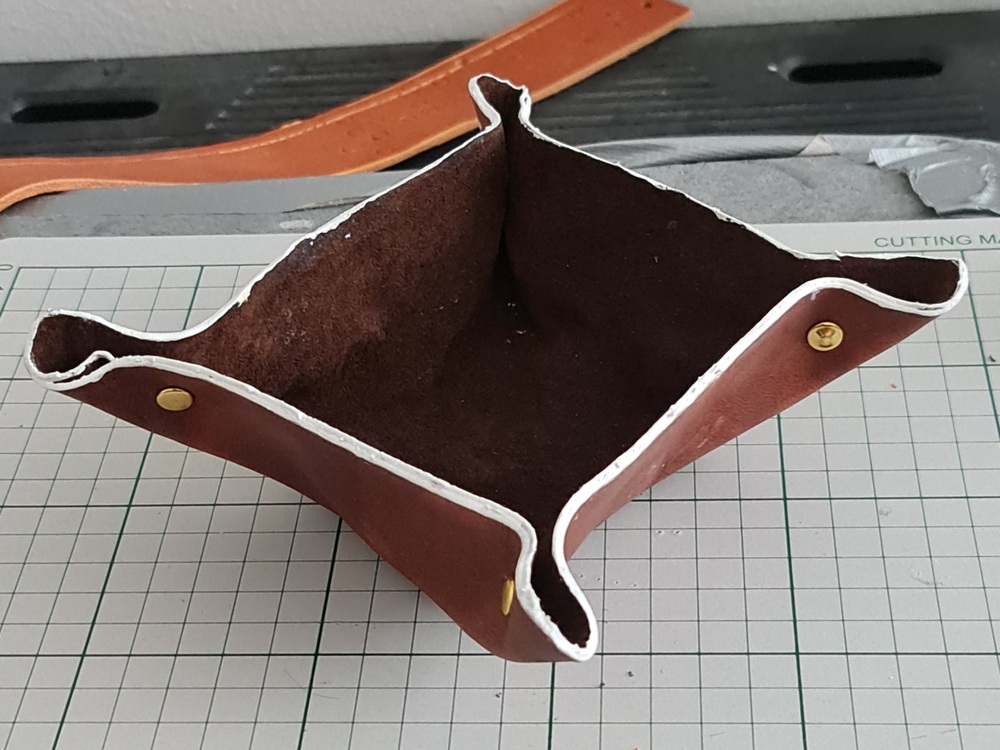 Leather tray